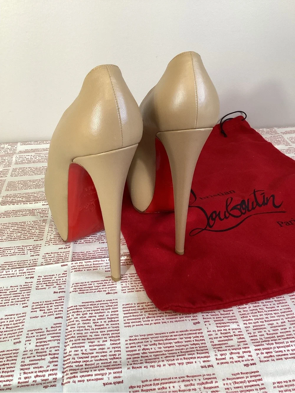Christian Louboutin Daffodile 160 Kid Leather Beige Platform Pumps EU 38.5